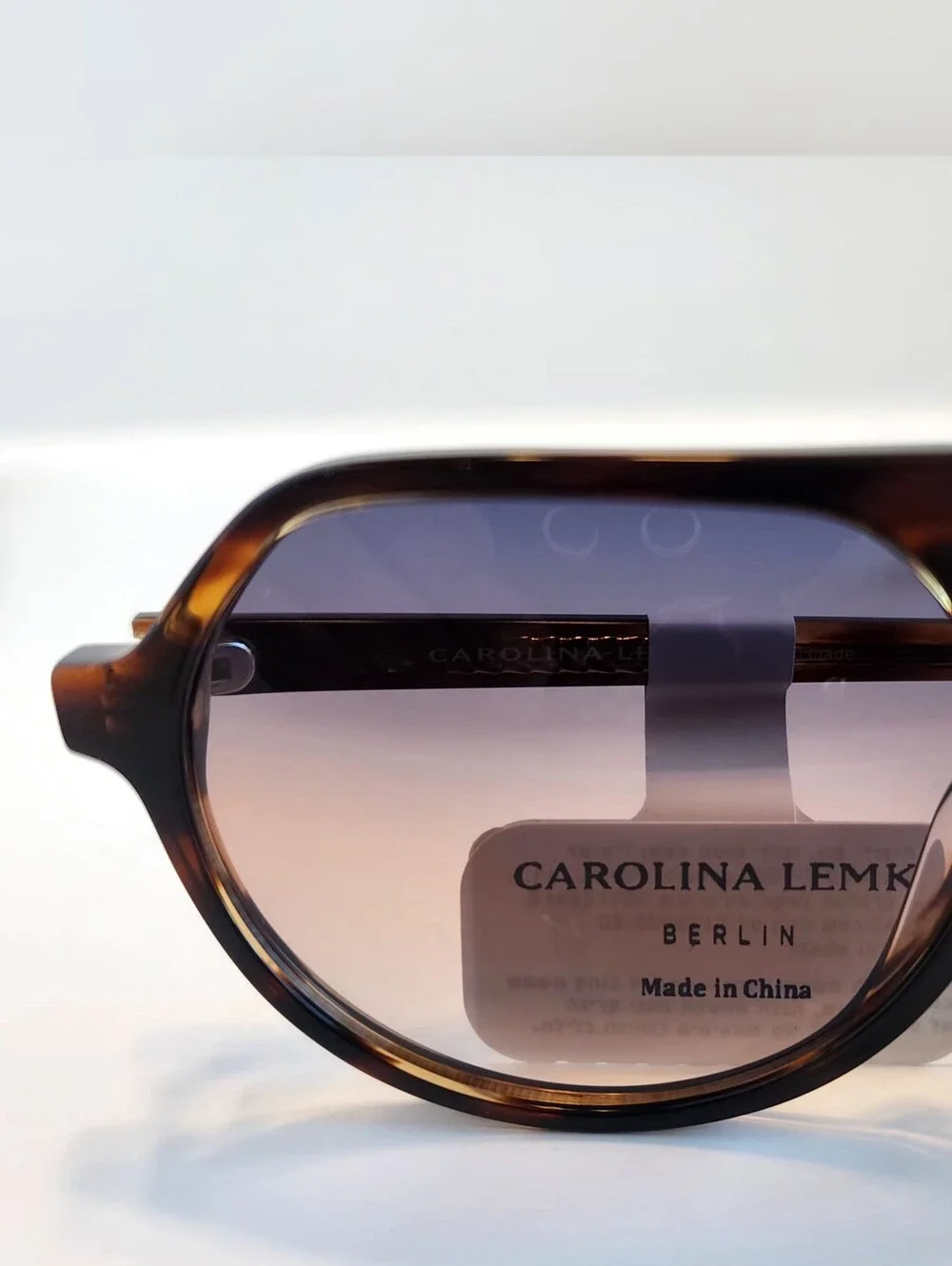 New Unisex Carolina Lemke Berlin Calm Demi Stripe Pilot Sunglasses w/Luxury Case